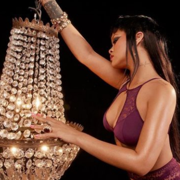 Savage Fenty Purple Lingerie Designed + Modeled by Rihanna for her Show... - Picture 15 of 16